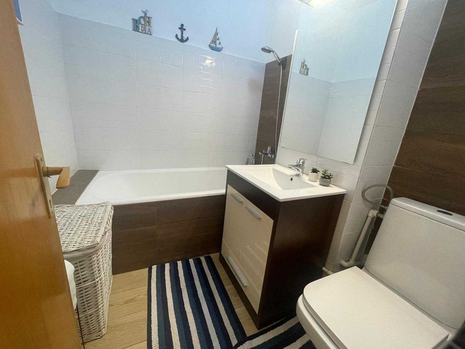 Proprietar 2 camere Mega Mall, 65mp, bucatarie mare