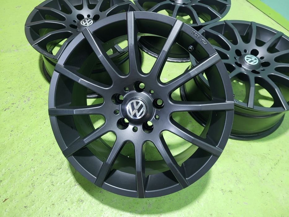 17 5x112 Vw Passat Touran Caddy Golf Audi Skoda 5х112 черни