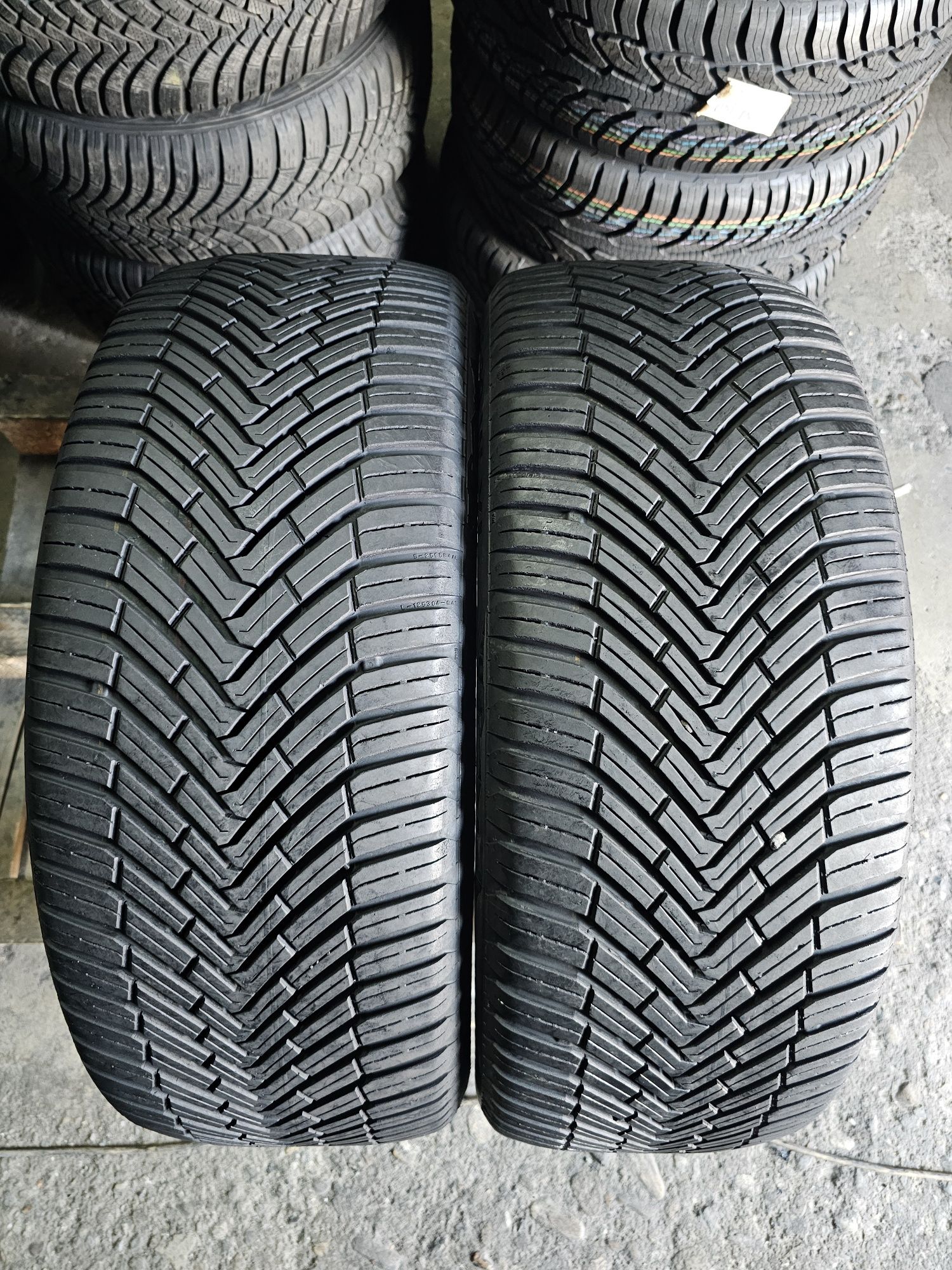 2 anvelope allseason 245 45 20 Continental 7mm 2022
