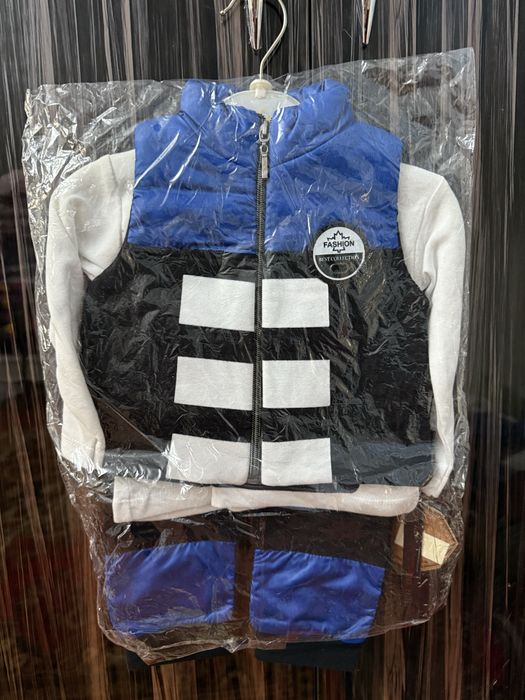 Комбинзончик новый 0-6мес Турция с шапкой