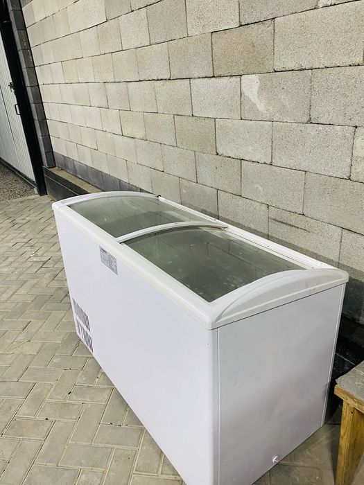 морозильник сост норм работает хорошо