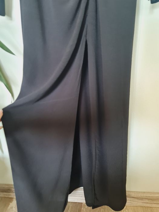 Намалени Рокли в отлично състояние за сезон пролет/есен