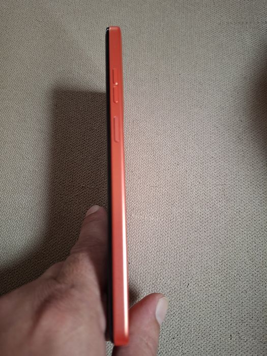 Продавам моторола G 04 нова