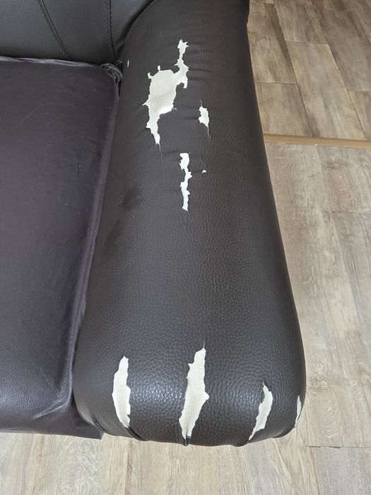 Canapele piele ecologică