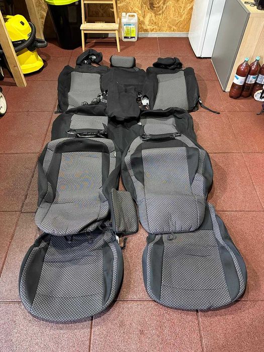 Huse auto Audi A4 B9