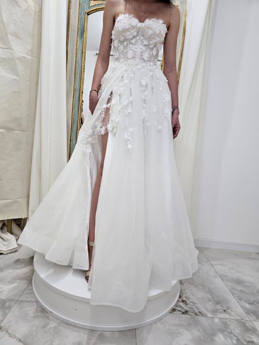 Vand rochie de mireasa
