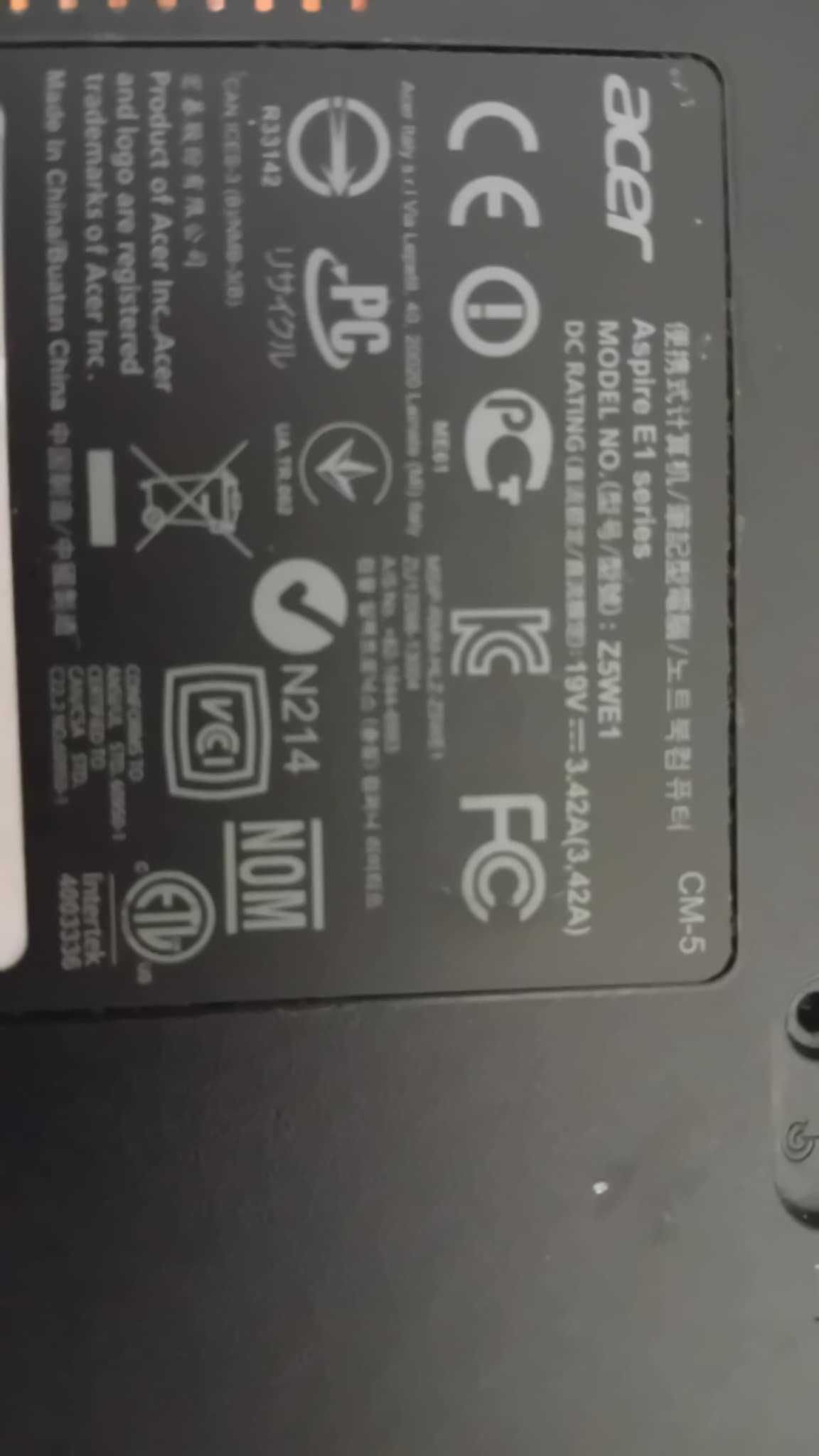 Acer E1-570g Laptop Лаптоп