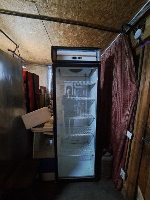 Продам холодильник для магазина, для бизнеса