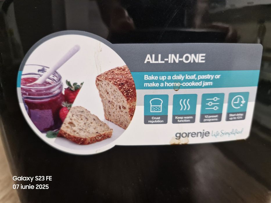 Masina de copt paine GORENJE , 1.2kg, 12 programe, 800W, negru