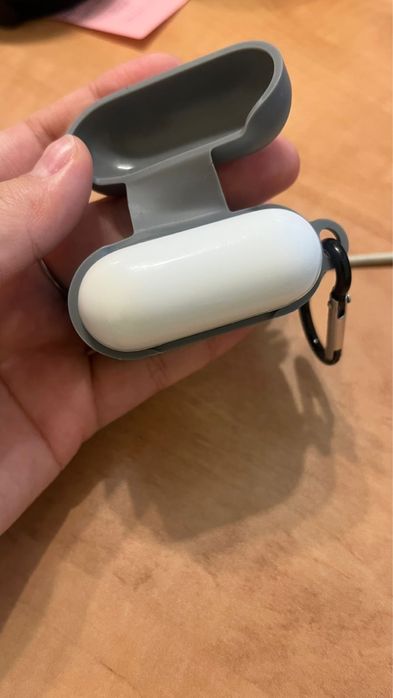 AirPods 3 кейс правую наушник