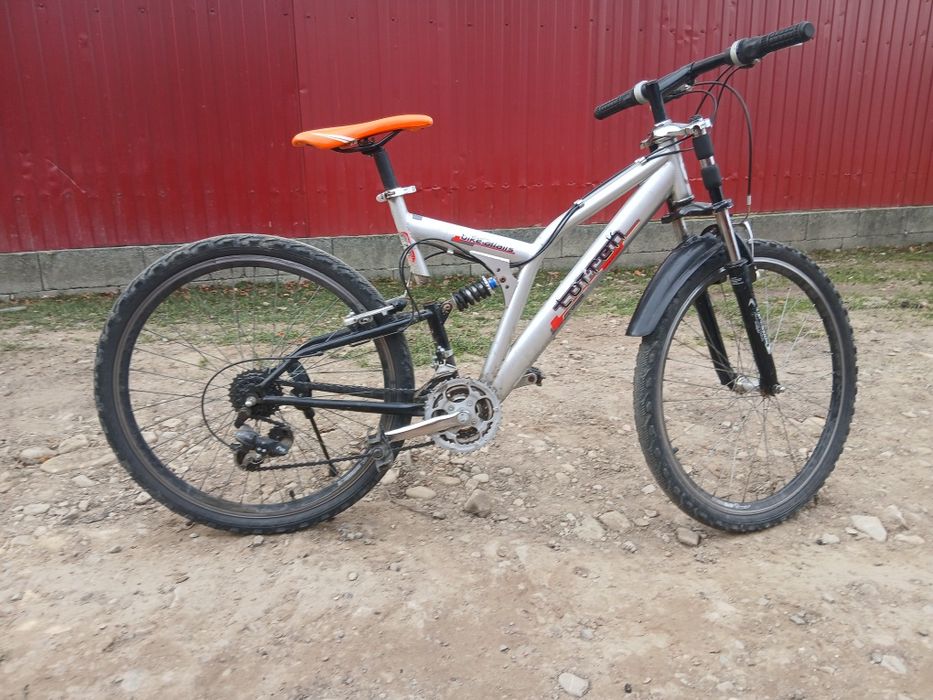 Bicicleta "Mountain Bike"