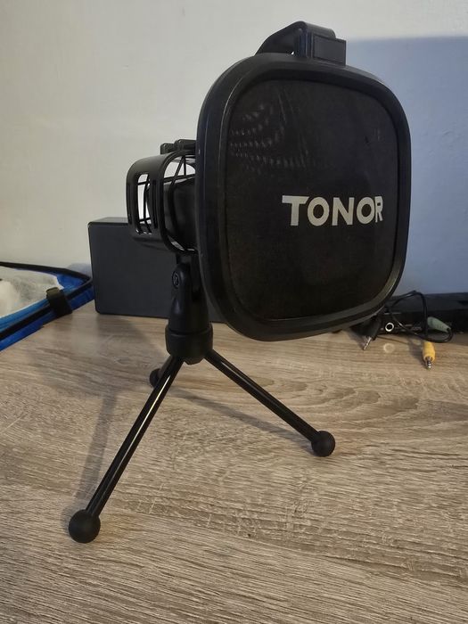 Microfon USB Tonor TC30, tip cardioid, condensator, cu suport și filtr
