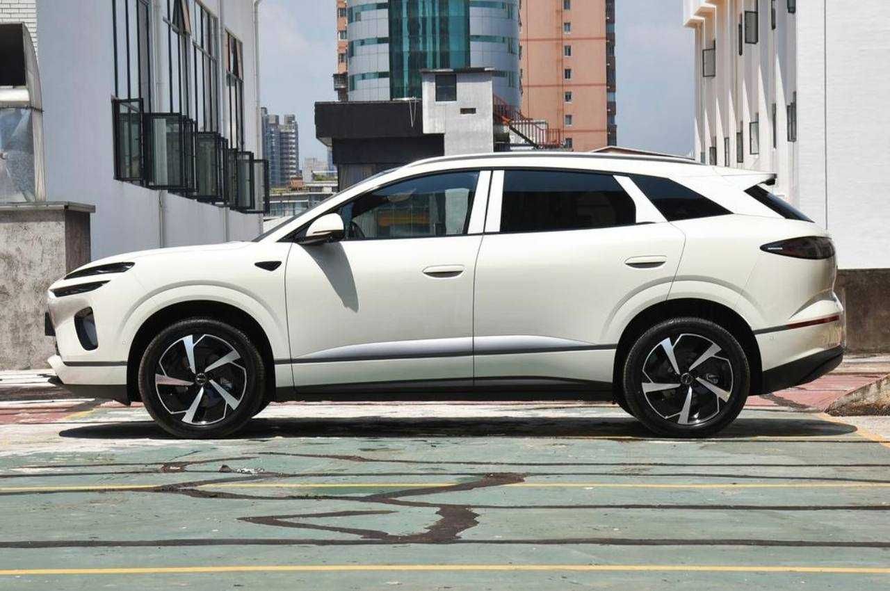 BYD Sea Lion 06 EV 605  Pilot Plus Edition 2025 ZAKAZGA 15/20 kunda