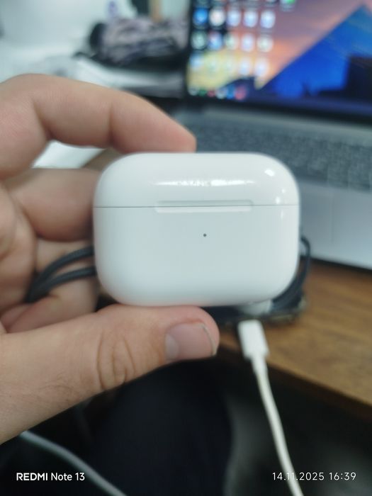 Продаёться Apple Watch 7 и Airpods Pro 2