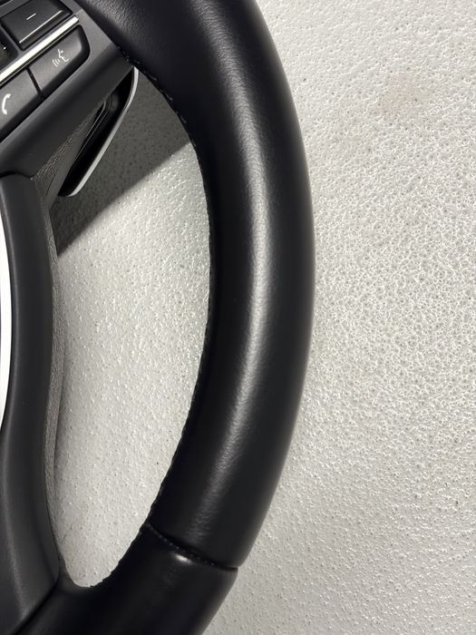 Volan sport complet BMW Seria 5 6 7 F01 F06 F07 F10 F11 F12 F13