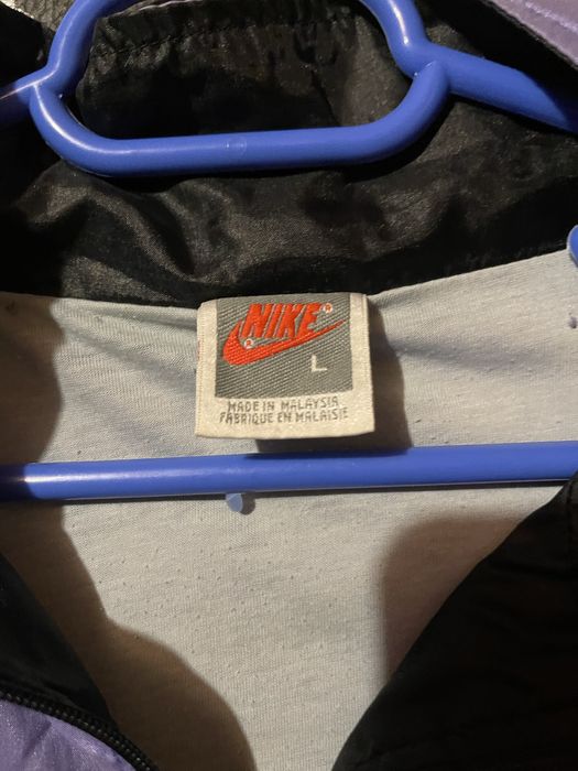 Geaca nike.