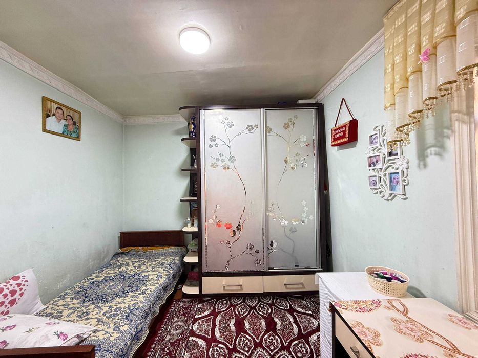 TAYYOR 3 SOTIQLI markazidan hovli sotiladi