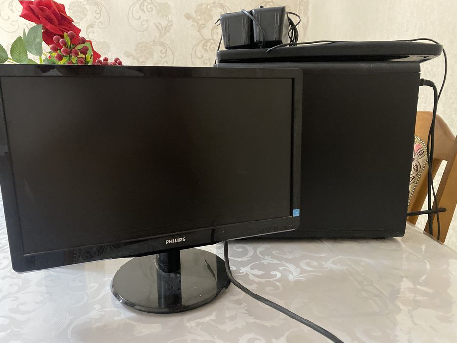 Офисный компьютер