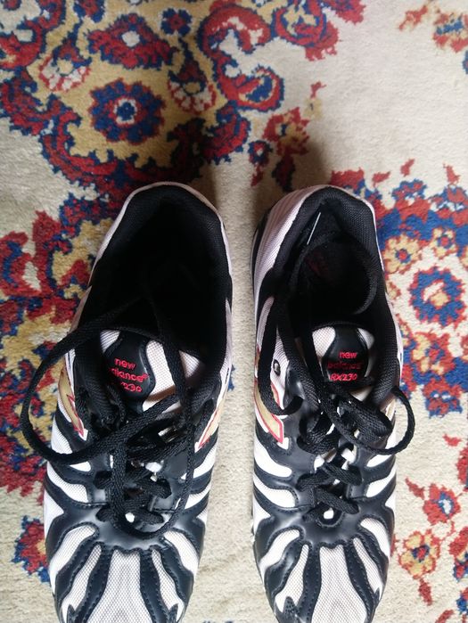 Маратонки new balance 44