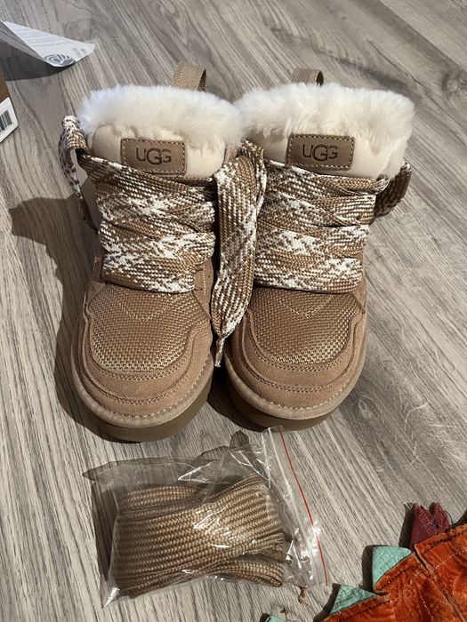 Продам новые угги