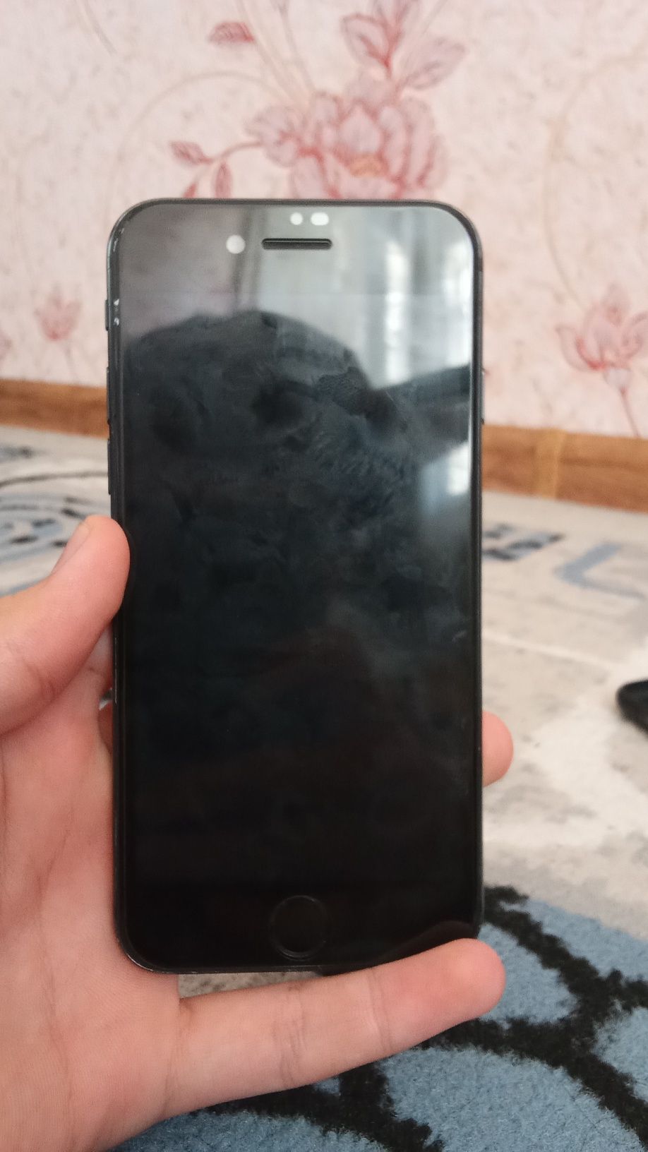 iPhone 7 32 gb 99 yomks
