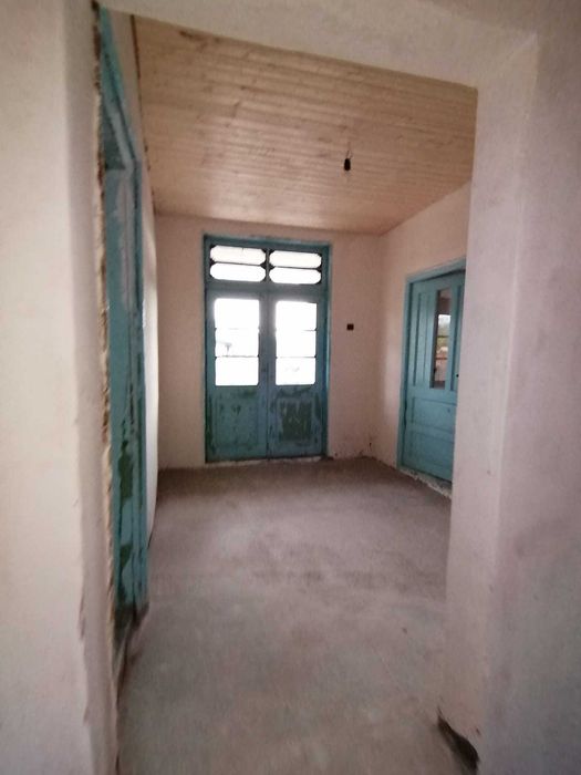 Casă cu teren generos 1800m la preț de apartament, în Cioranii de Jos