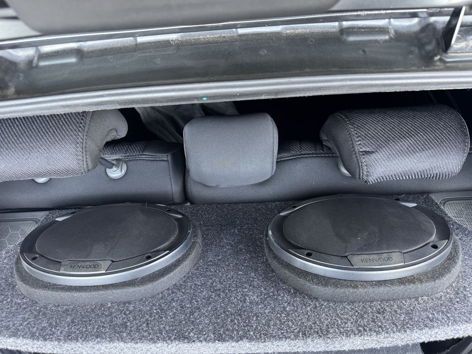 Продам динамики kenwood c полкой