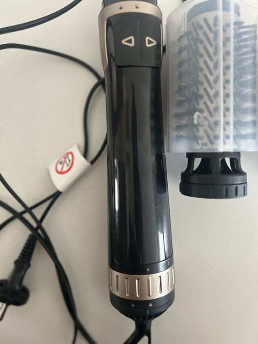 Фэн- щетка rowenta