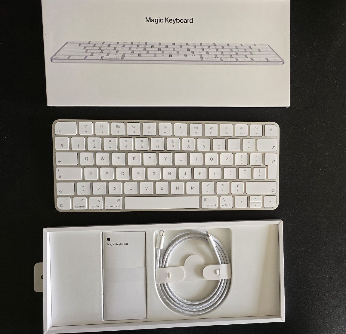 Vând tastatura Apple Bluetooth