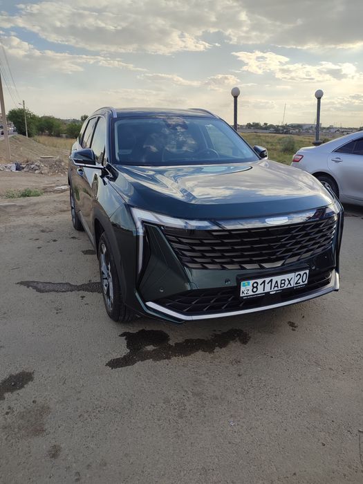 Срочно продам Geely Atlas 2025 года