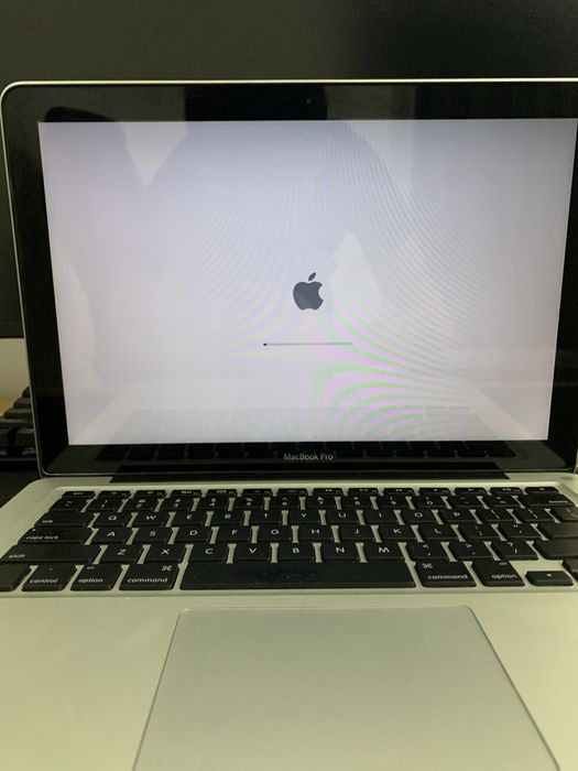 Продается Макбук про