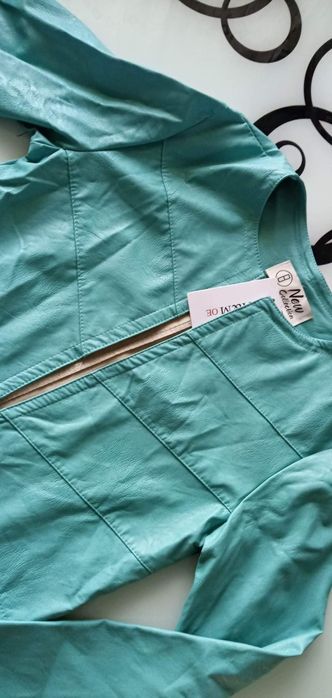 Есенно кожено късо дамско яке S M размери