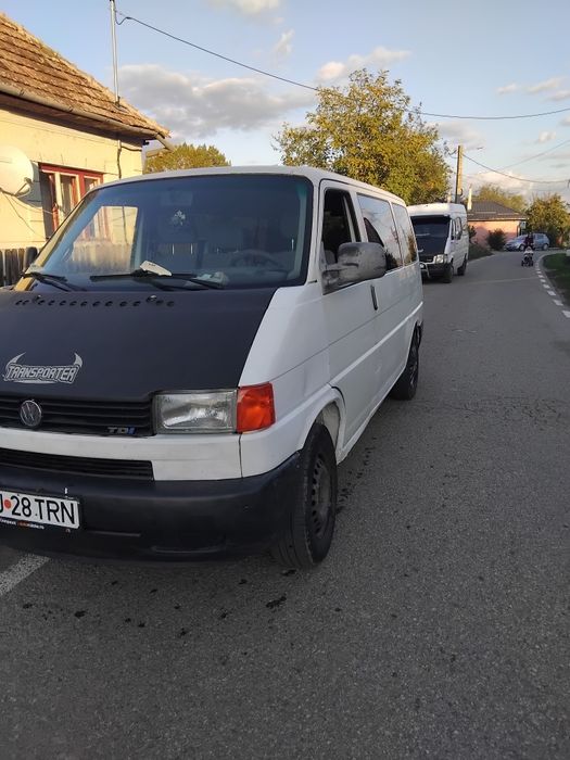Vând  t4 acept orice test schimbat disc volanta revizie făcută