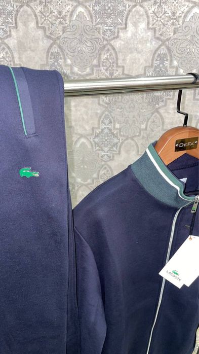 двойка от lacoste в наличии