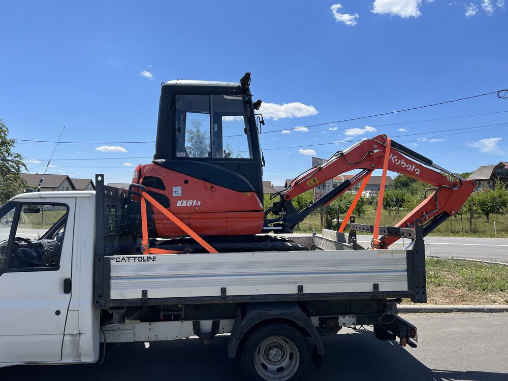 Inchiriez mini  excavator excavator santuri fose canalizari demolari