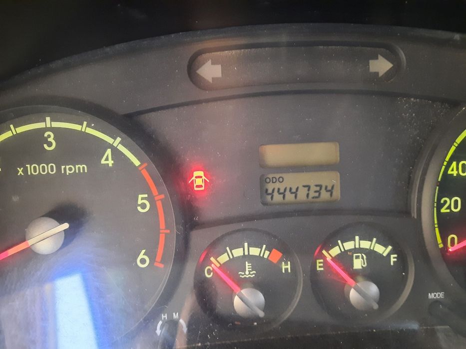 Kia bongo dubl kabinali