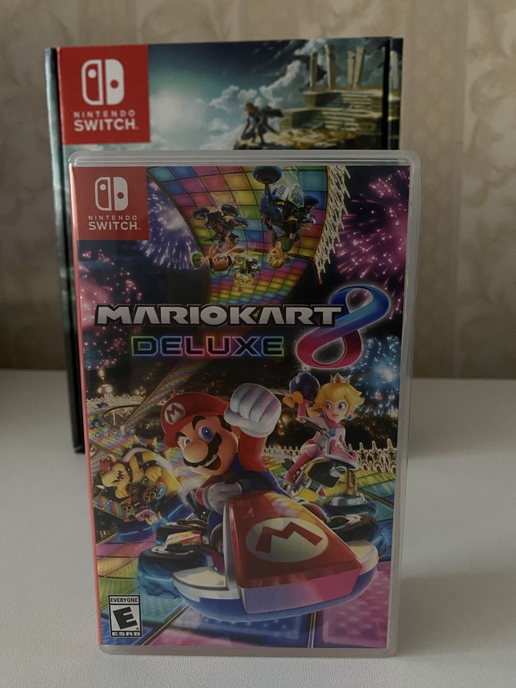 Продам новый Nintendo switch oled The Legend of Zelda Edition + MK8