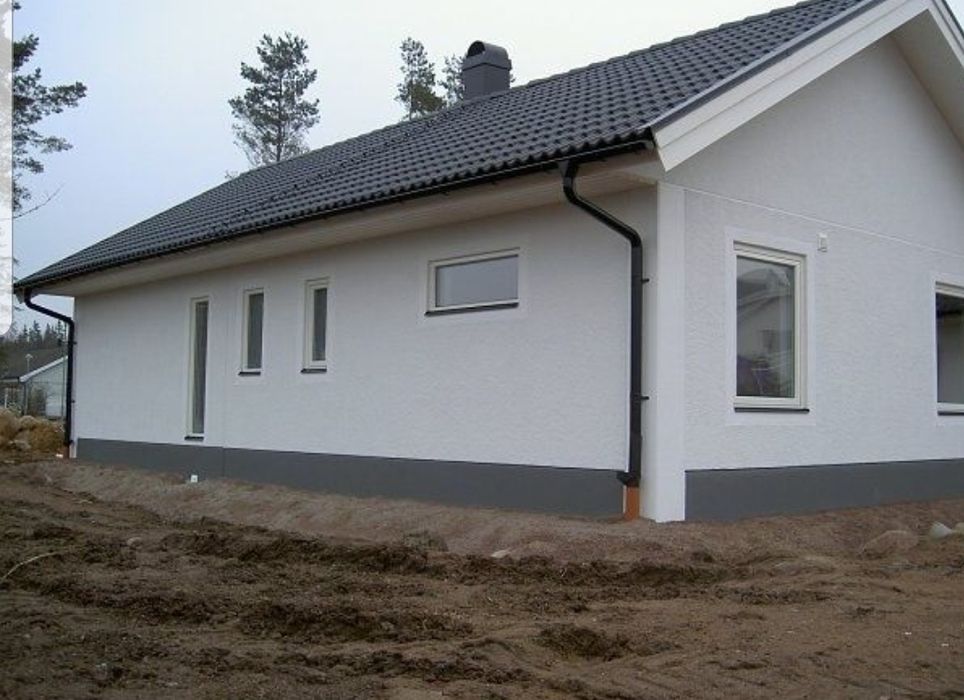 Vand case si containere modulare, cat si cabane tip A, pe structură me