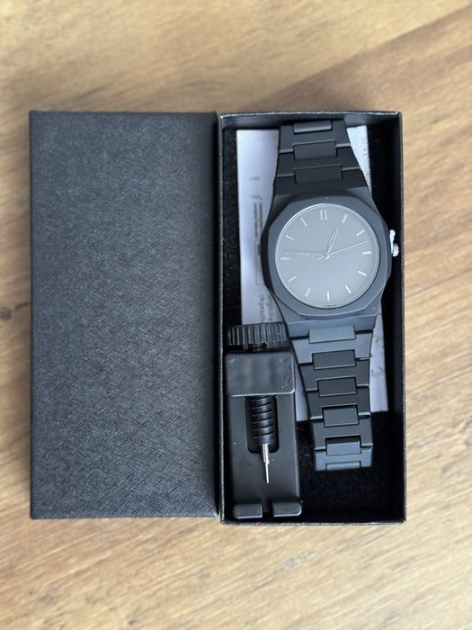 Ceas barbati minimalist modern cu accesoriu ajustare