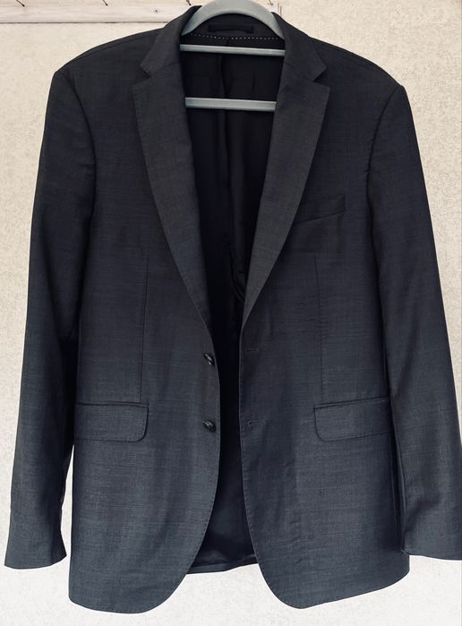 Сако Ermenegildo Zegna - ултра лукс и съвършен силует