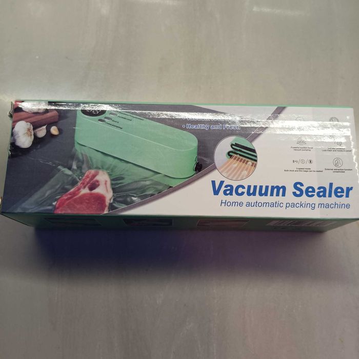 Преносим вакуумен уред 3 в 1 за твърди и течни храни