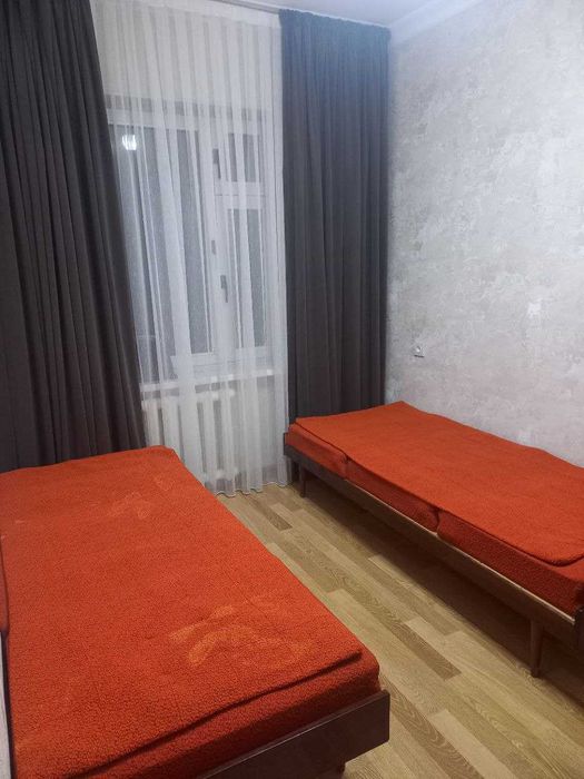 квартира своя , хорошая локация