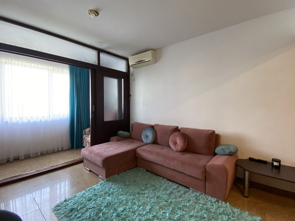 Apartament 2 camere, vedere mare, direct proprietar, zona la butoaie