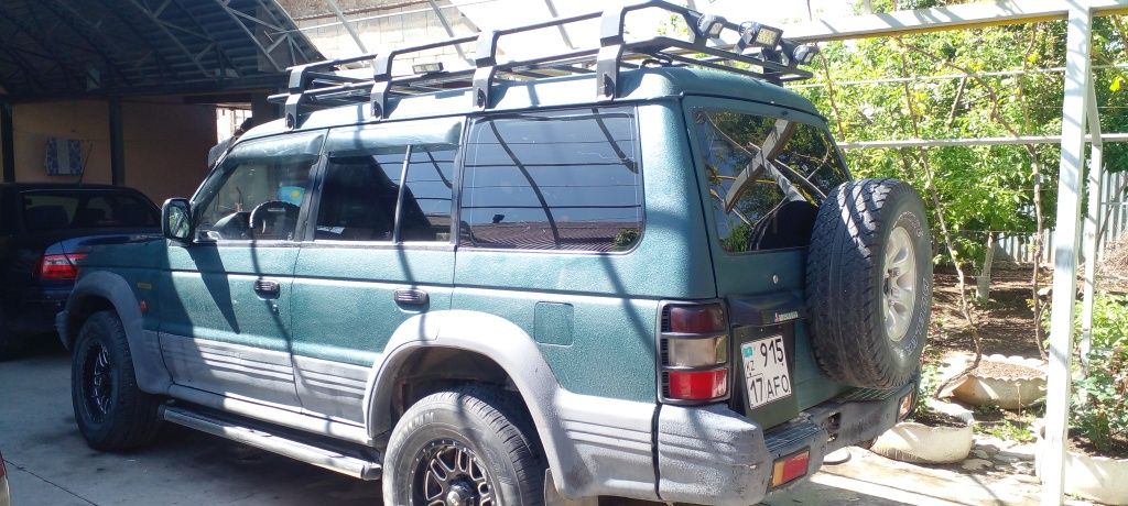 Mitsubishi Padjero 2