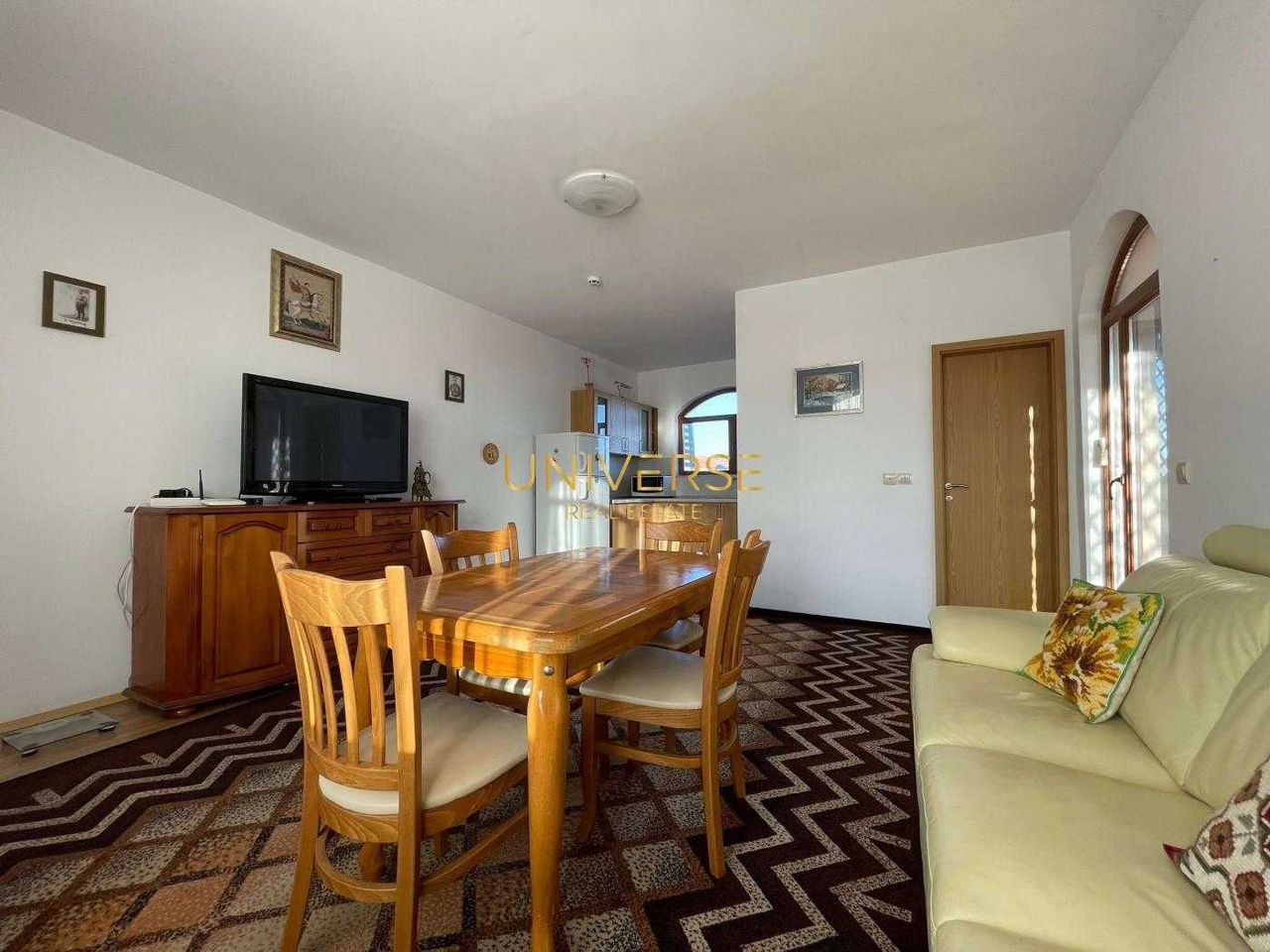 Продава се Четиристаен апартамент в Ахелой - 160 кв.м за 550 €/кв.м - Снимка #1