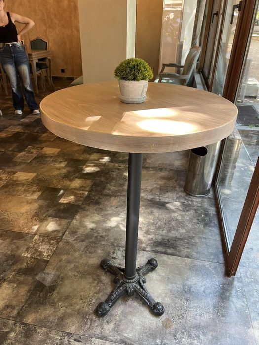 Маса масив с чугунена поставка ф80