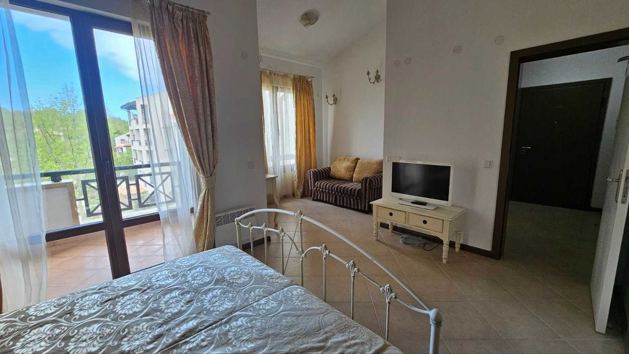 Продава се Тристаен апартамент в с. Лозенец, Област Бургас - 162 кв.м за 1408 €/кв.м - Снимка #8