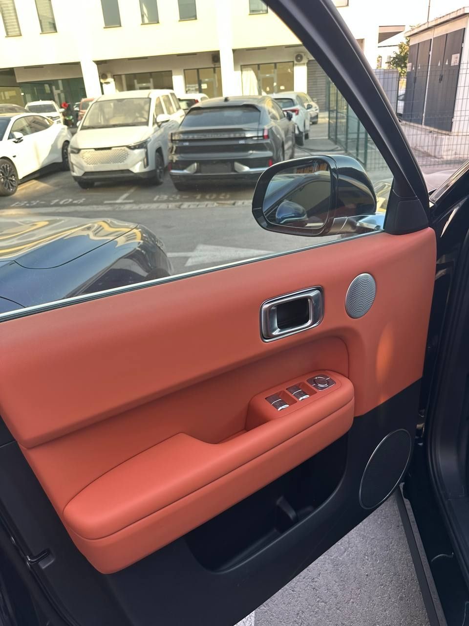 Lixiang L6 pro, 2025 yil 3 oy , bez probeg
