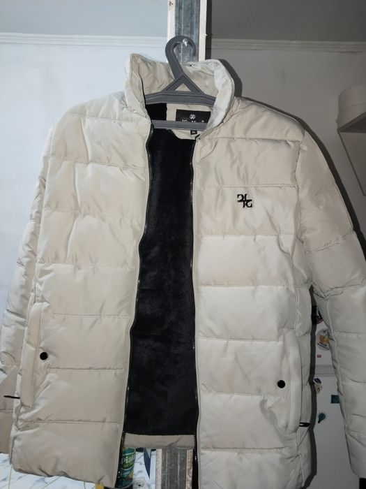 Продаются куртки