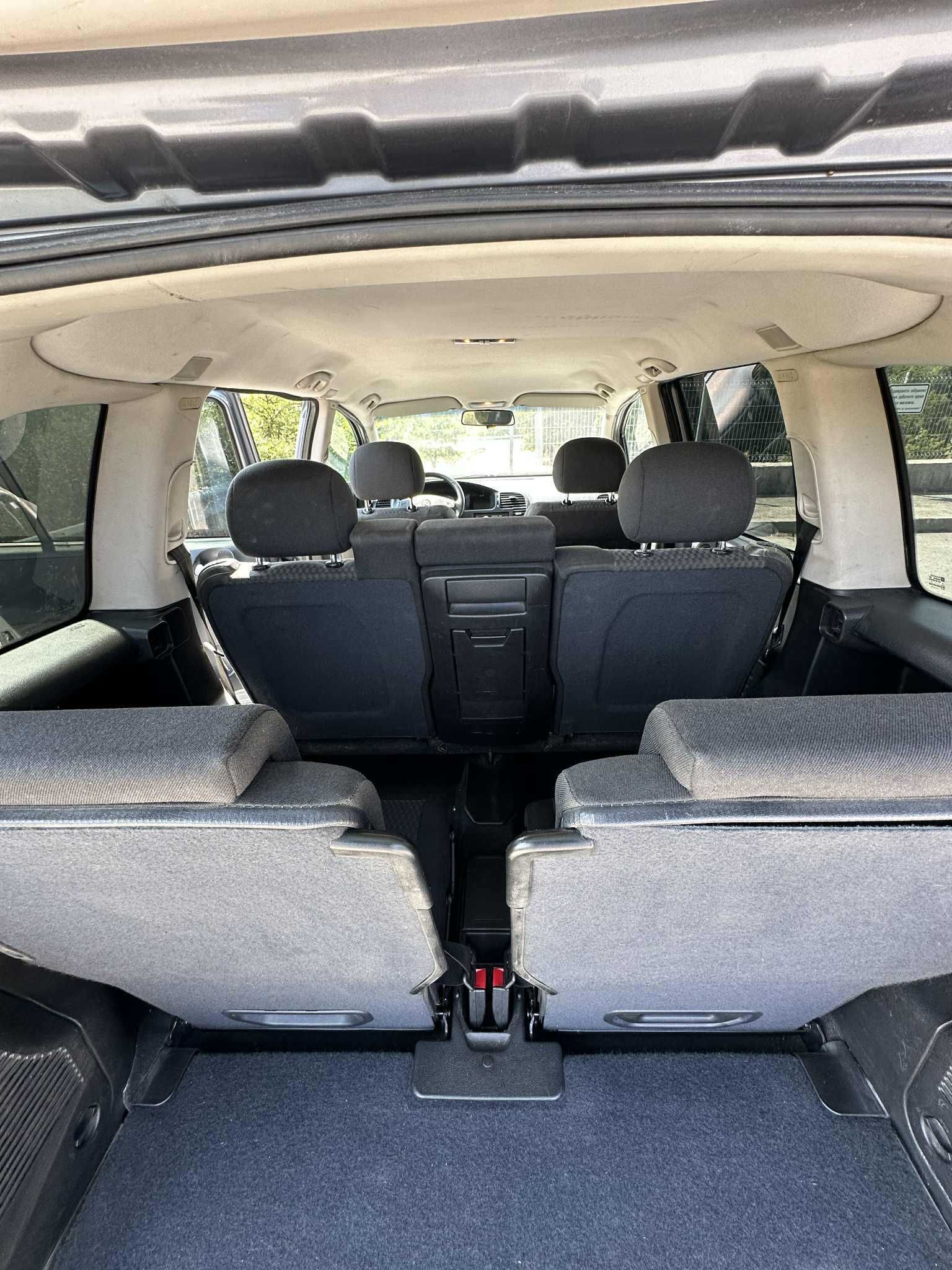 Opel Zafira 2.0 DTI, 100 к.с., автомат, 7 места – 2005 г.